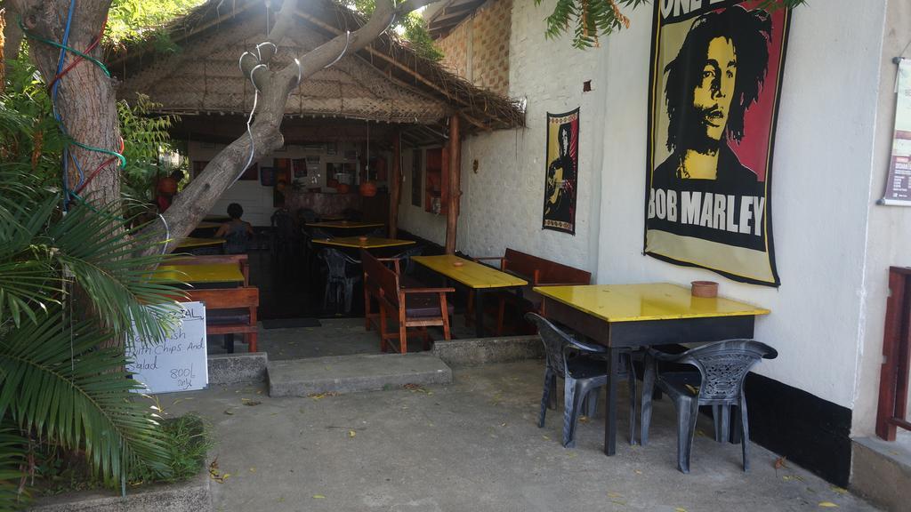 Zimbay Guest House 阿鲁甘湾 外观 照片